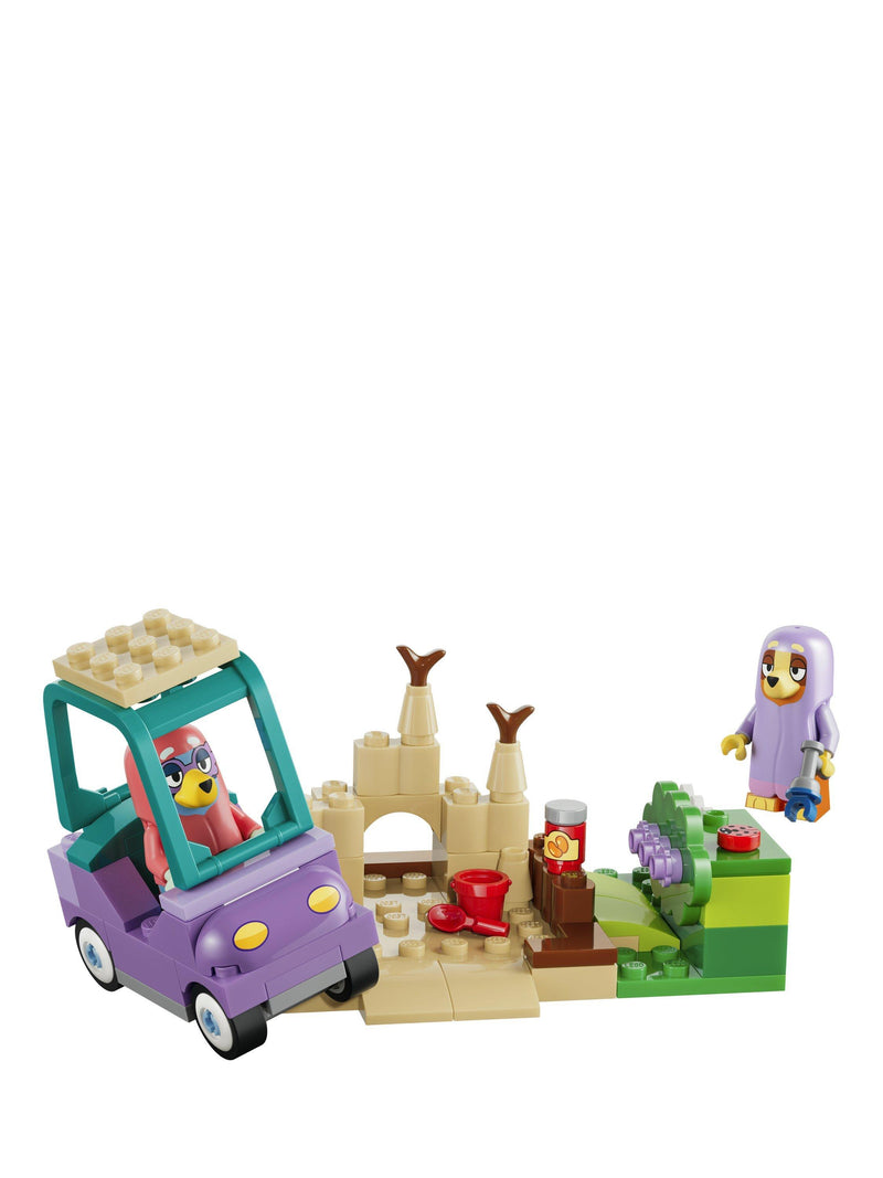 LEGO Bluey 11216 Grannies building toy with Bingo and Bluey, UK version