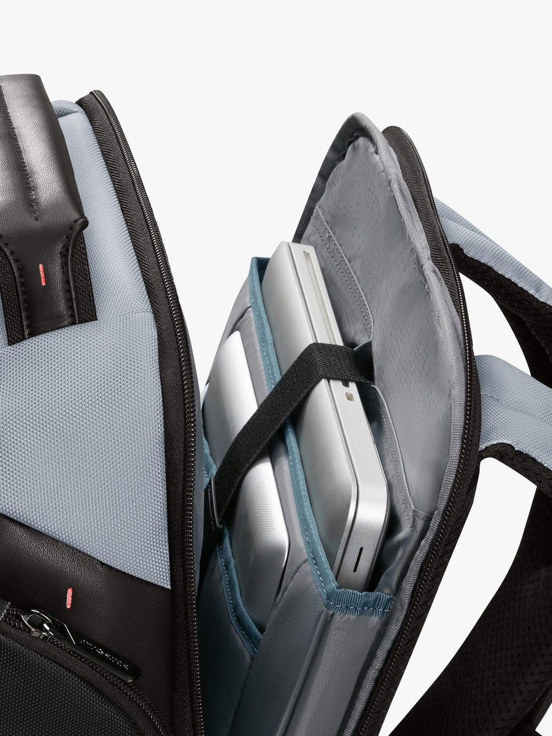 Samsonite Spectrolite 4.0 backpack 17L Cloudy Grey, imported from the UK