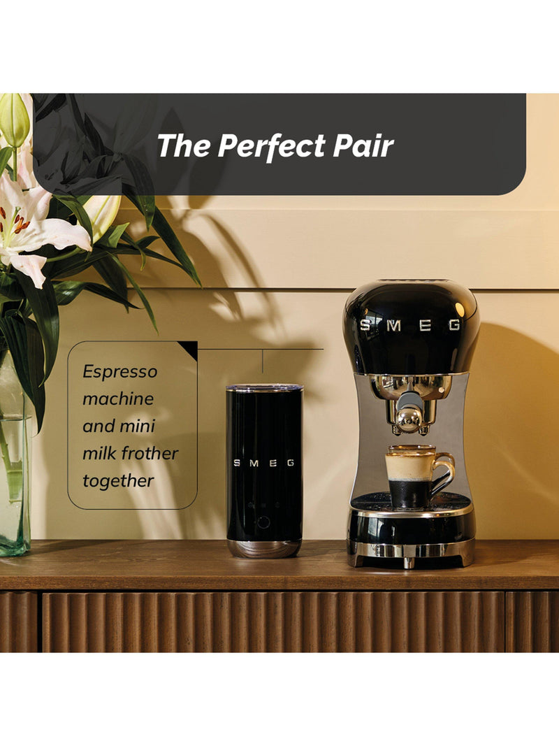 Smeg manual espresso machine with milk frother, UK version