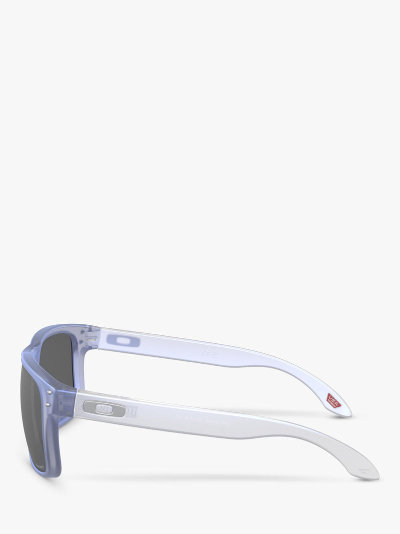 Oakley OO9102 rectangular sunglasses in blue, imported from the UK