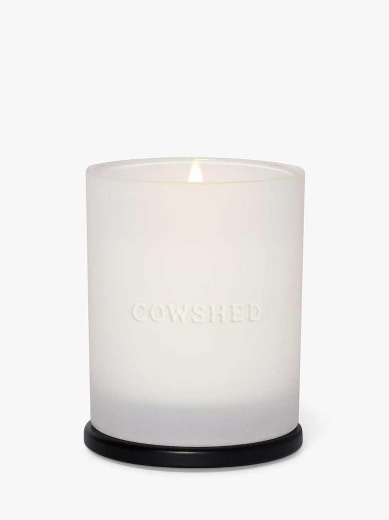 Cowshed Indulge scented candle 200g (British brand)