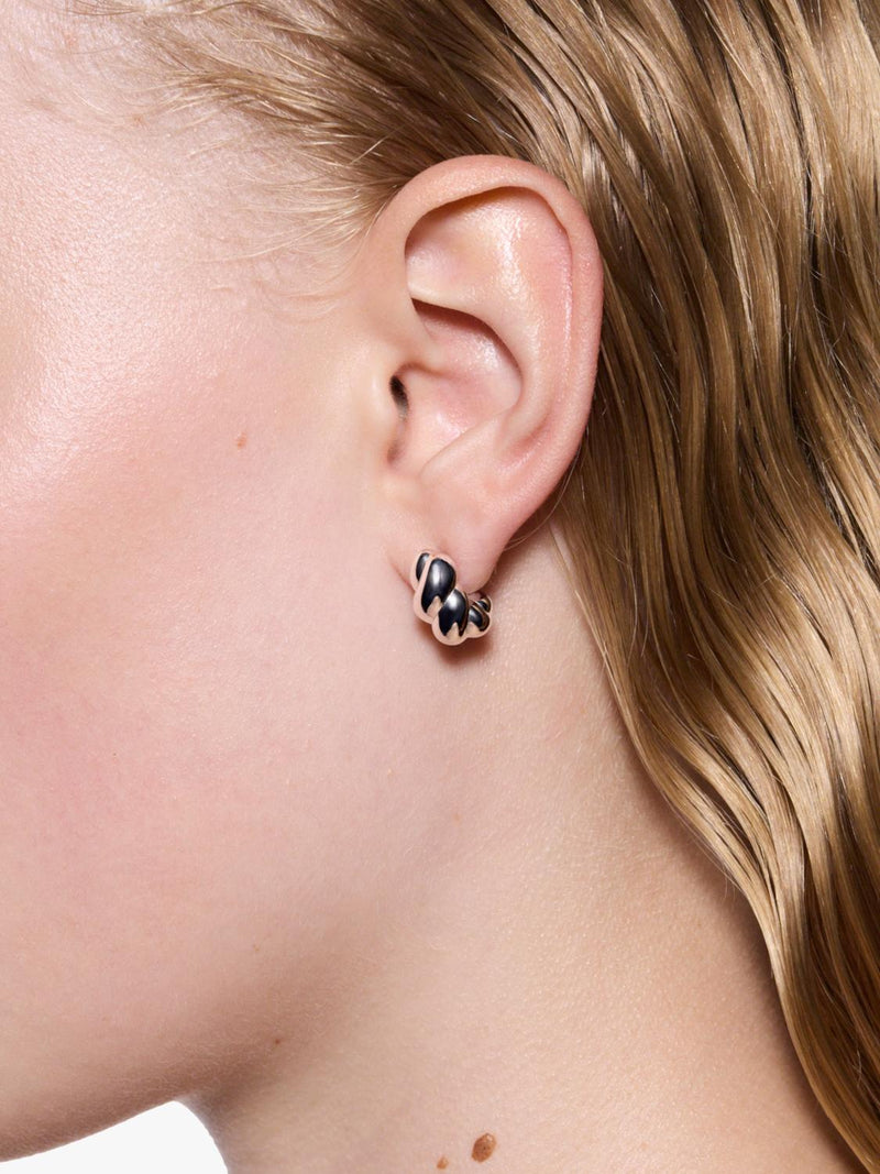 Maria Black small robe stud earrings silver (British brand)