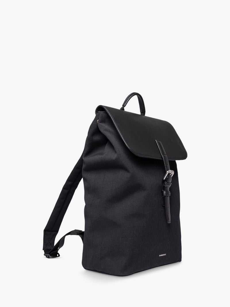 Sandqvist Leather Lid backpack 25L black, UK version