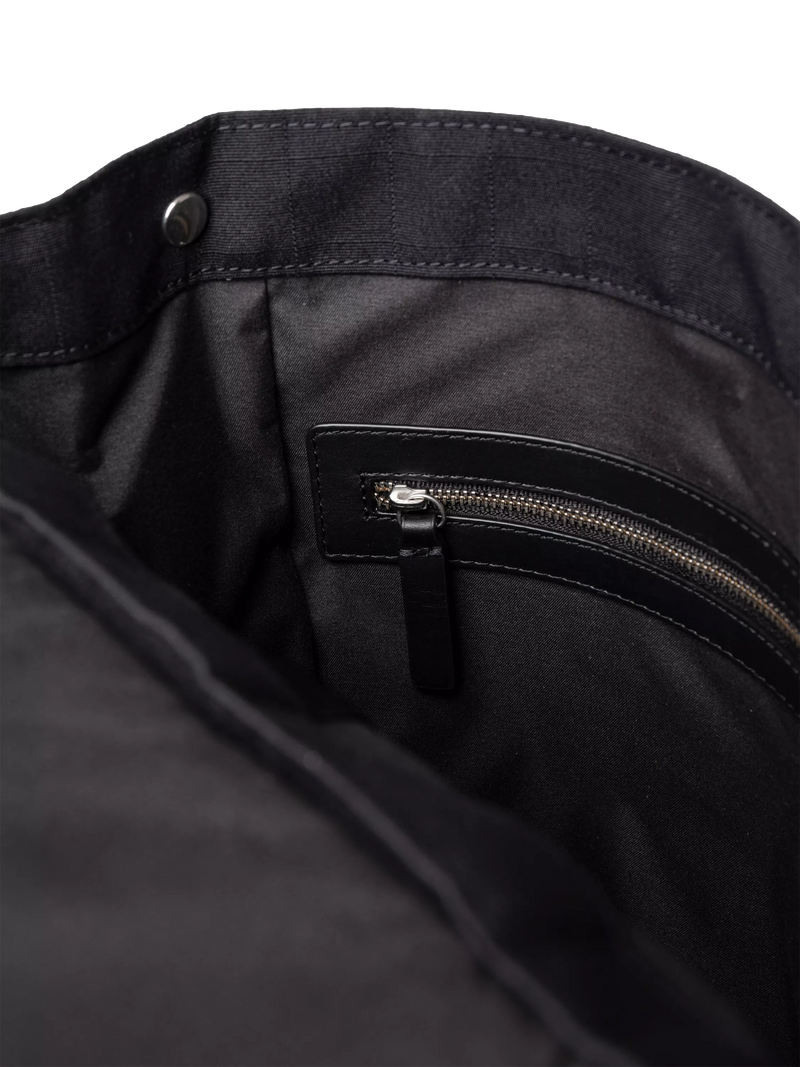 Sandqvist Leather Lid backpack 25L black, UK version