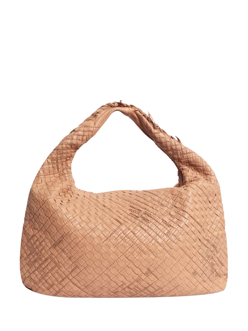 Pre-loved Bottega Veneta salmon leather shoulder bag (British brand)
