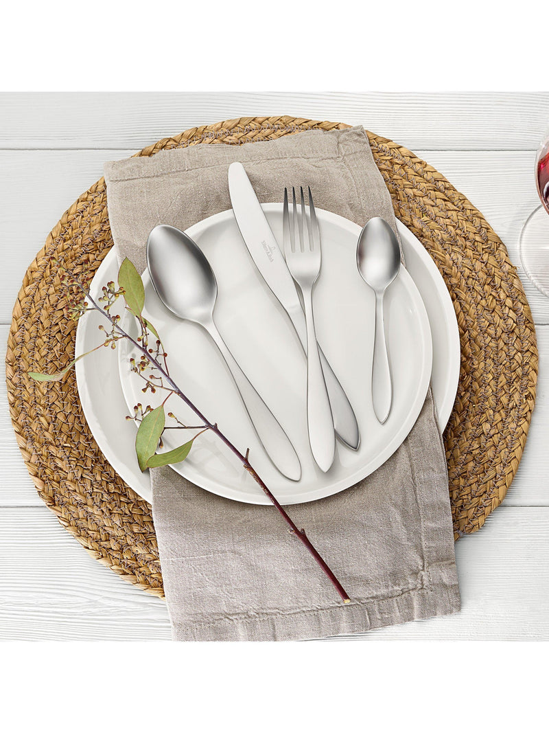 Villeroy & Boch Artesano porcelain tea plates - British product