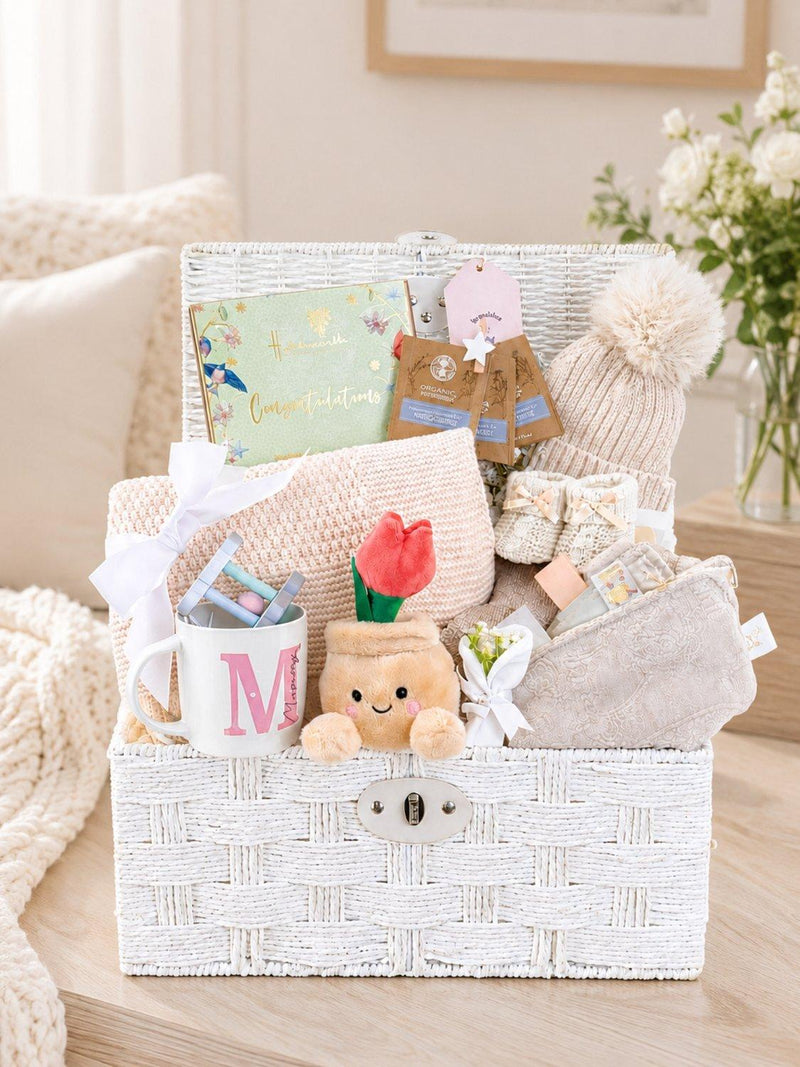 Bumbles & Boo newborn gift hamper with soft toy and blanket (British brand)