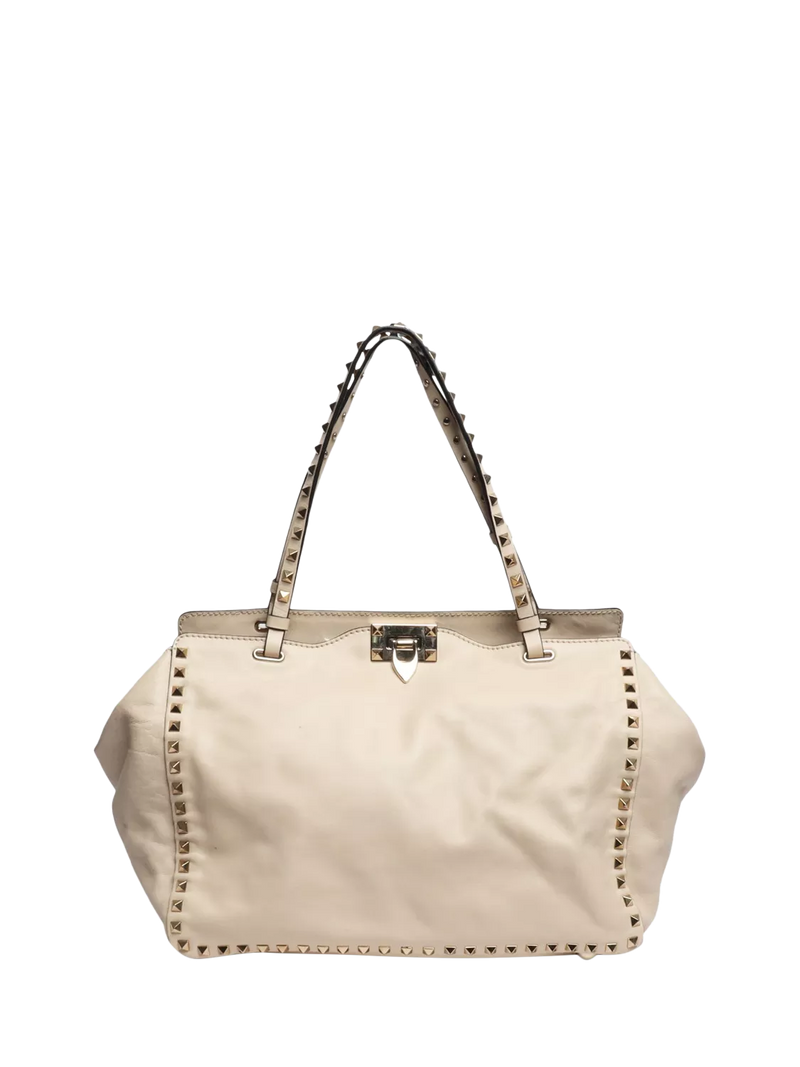 Pre-loved Valentino Rockstud shoulder bag cream leather, imported from the UK
