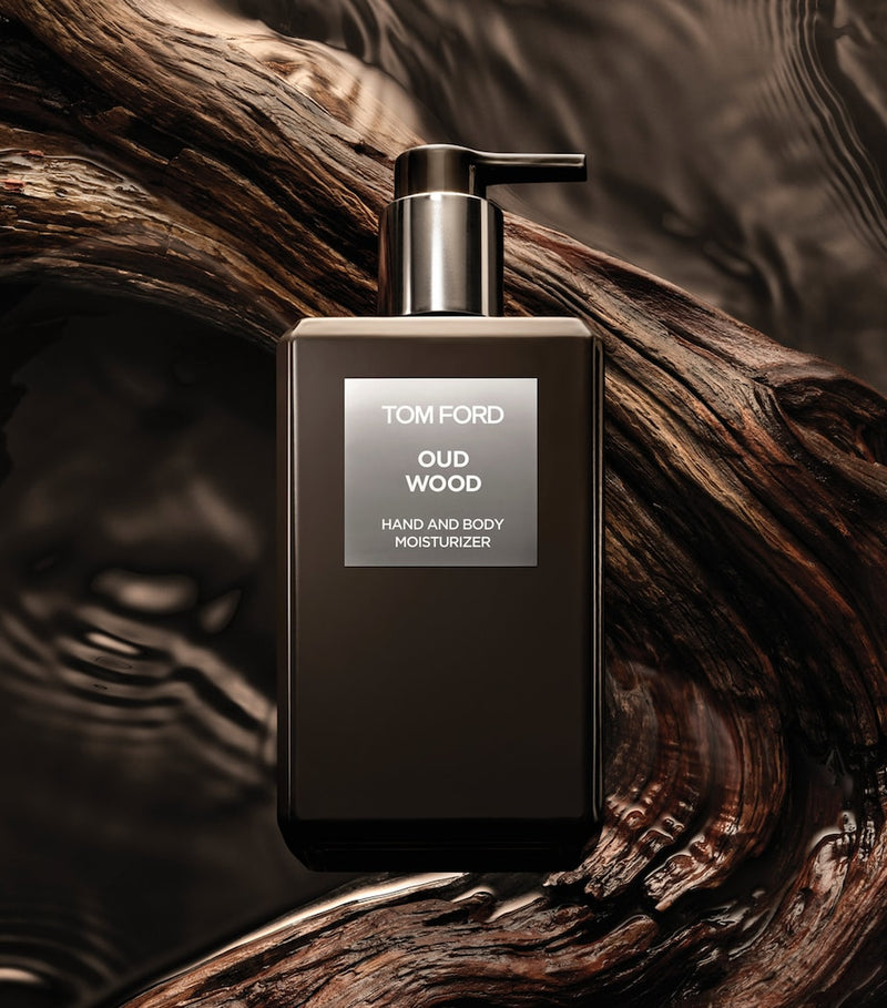 TOM FORD Oud Wood moisturizer 240ml (British brand)