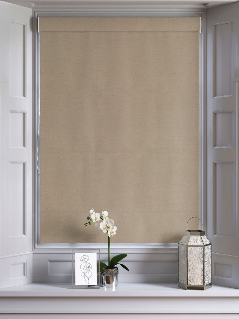 Eloise Latte Natural Roman blind, UK version