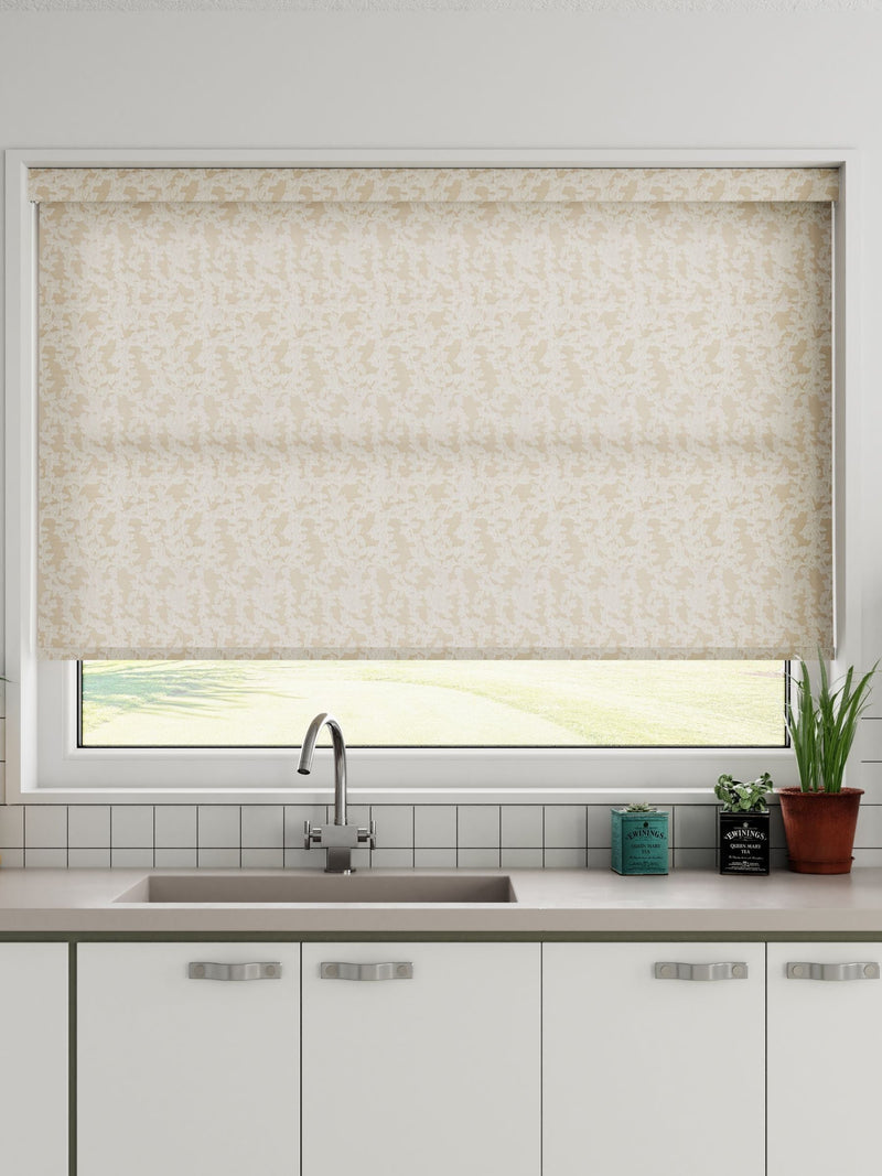 Wisley roller blind Vanilla Cream, imported from the UK