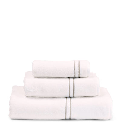Harrods Frette Cotton Layering Embroidery Bath Sheet (100cm x 150cm)- Buy online at McGrocer