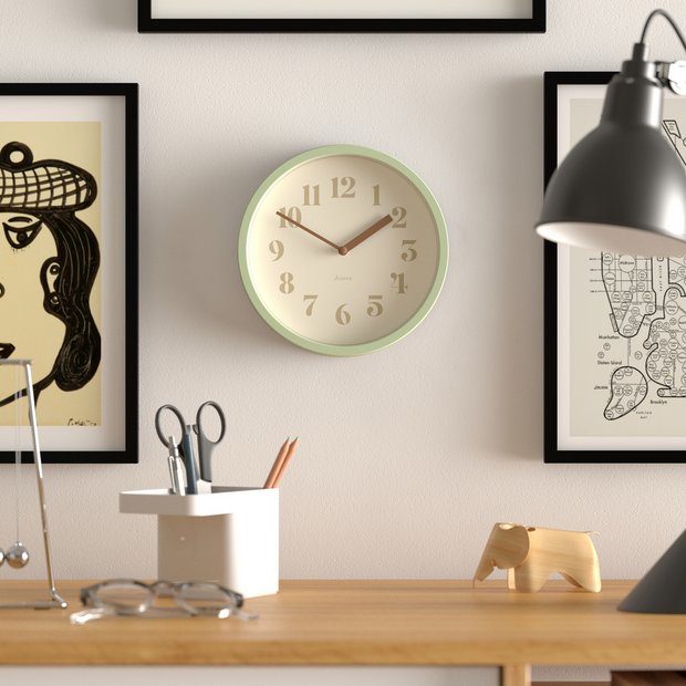 Jones Clocks green analogue wall clock 20cm diameter, UK version