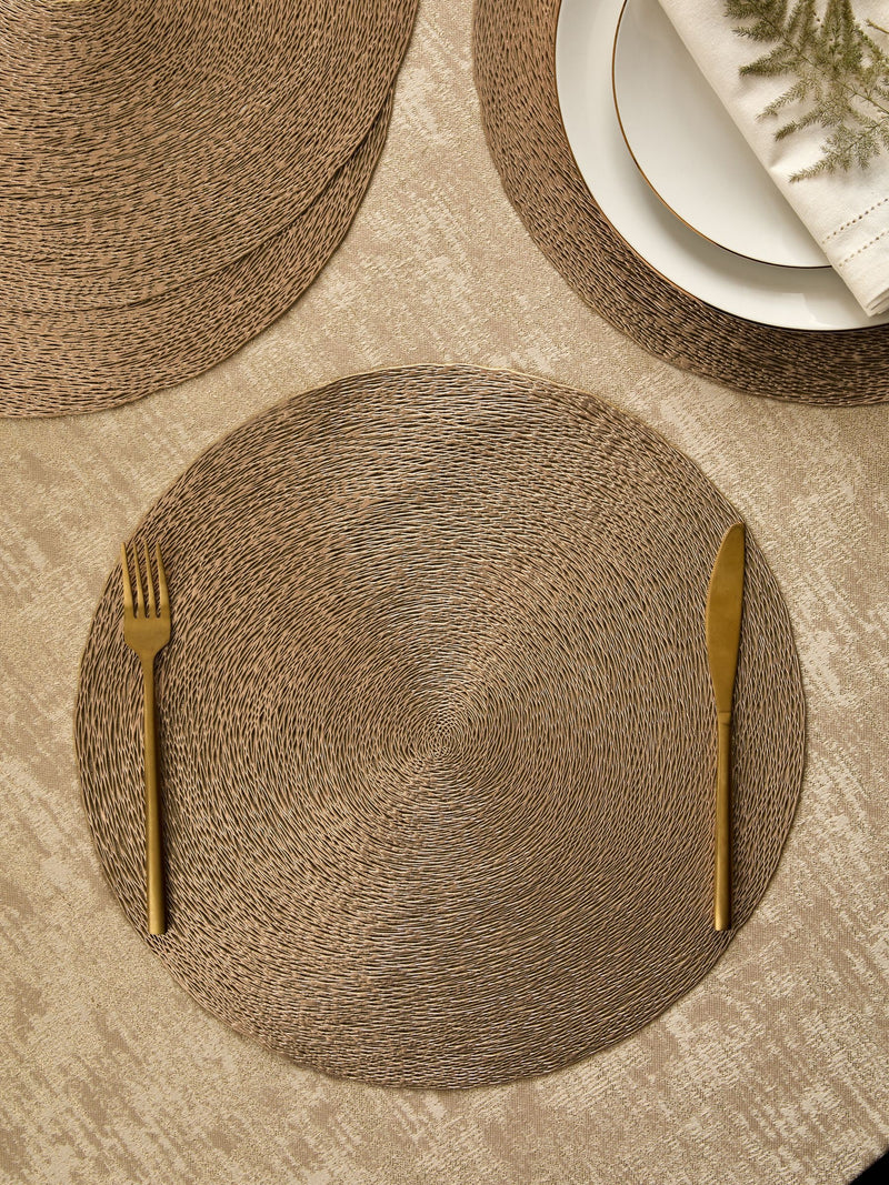 Gold PVC placemats set of 4 (British brand)