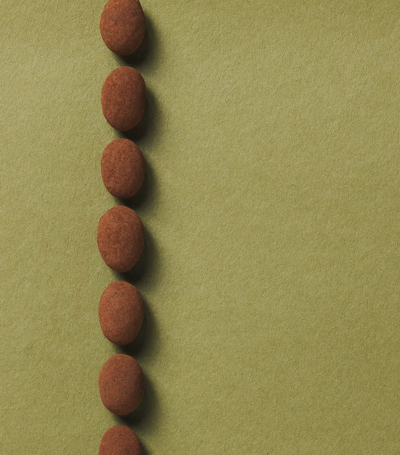 Harrods cocoa-dusted pistachios 600g, UK version