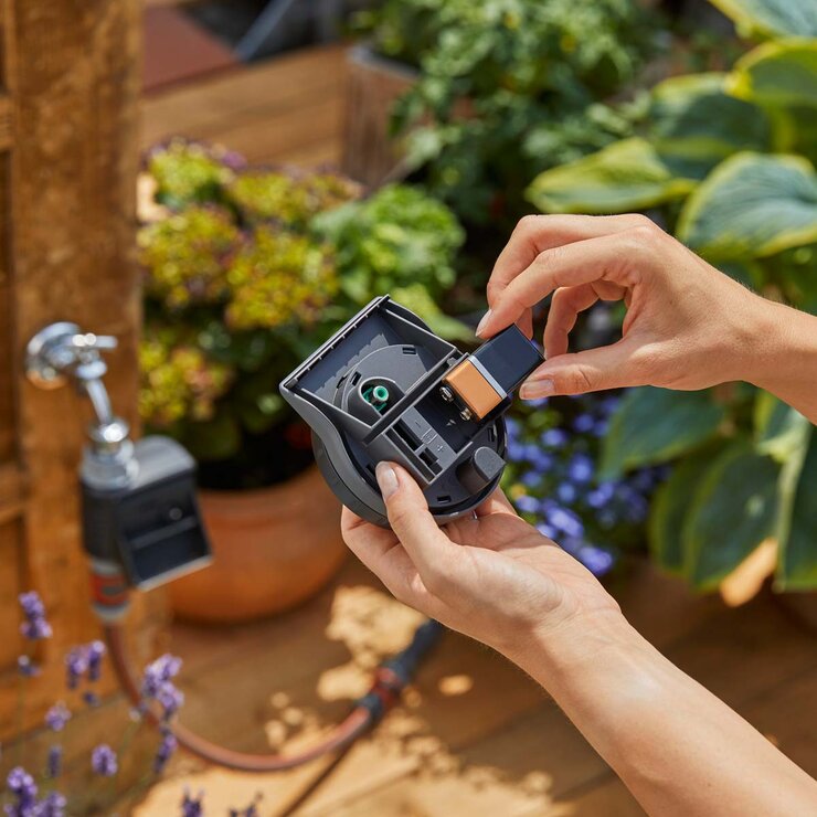 Gardena Flex Timer black irrigation controller, UK version