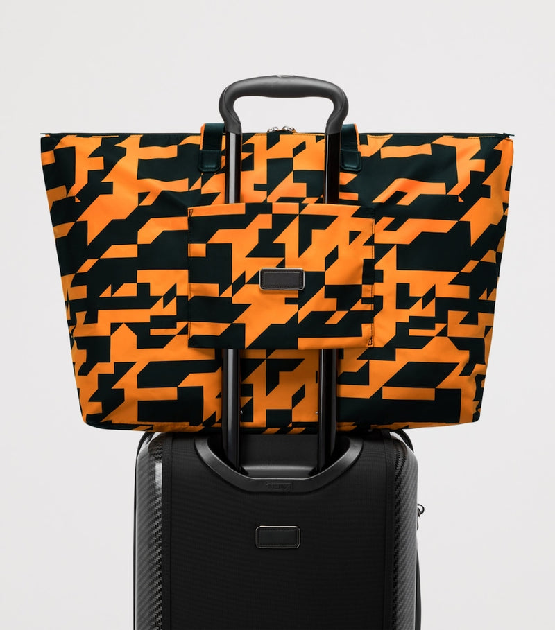 Tumi McLaren Voyageur Just In Case tote bag (British brand)