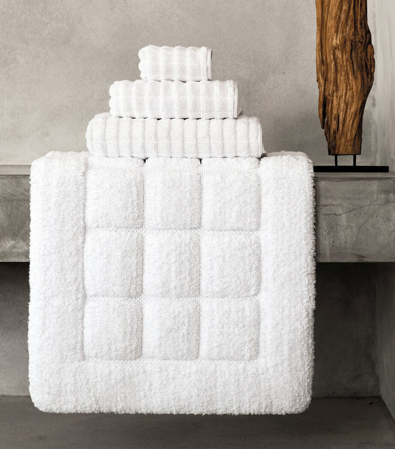 Textured Cotton Bath Mat with Anti-Slip Backing 60cm x 100cm