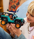 LEGO Technic building set Jeep Wrangler Rubicon SUV 723 pieces - British product