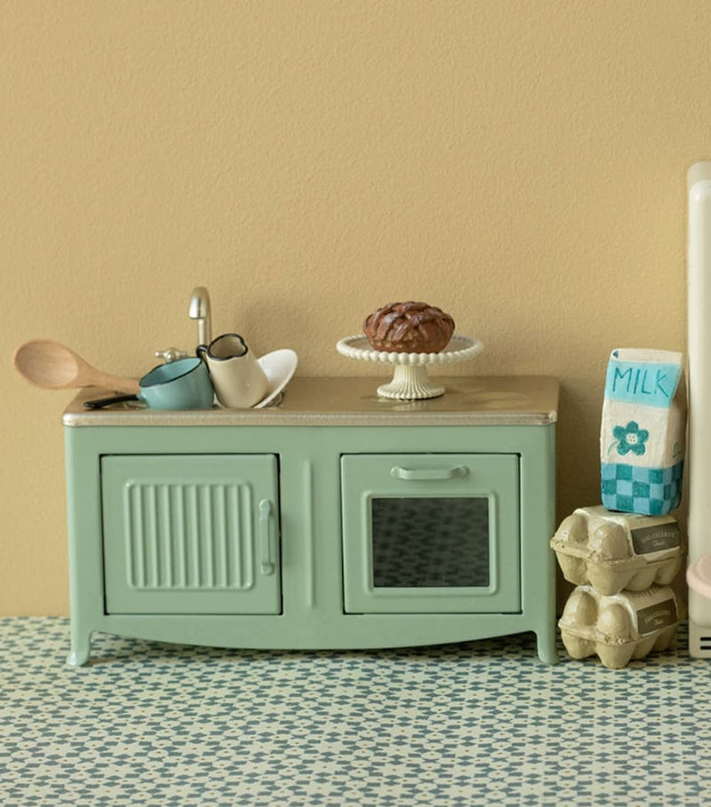 Maileg Mouse House Kitchen miniature play set (British brand)