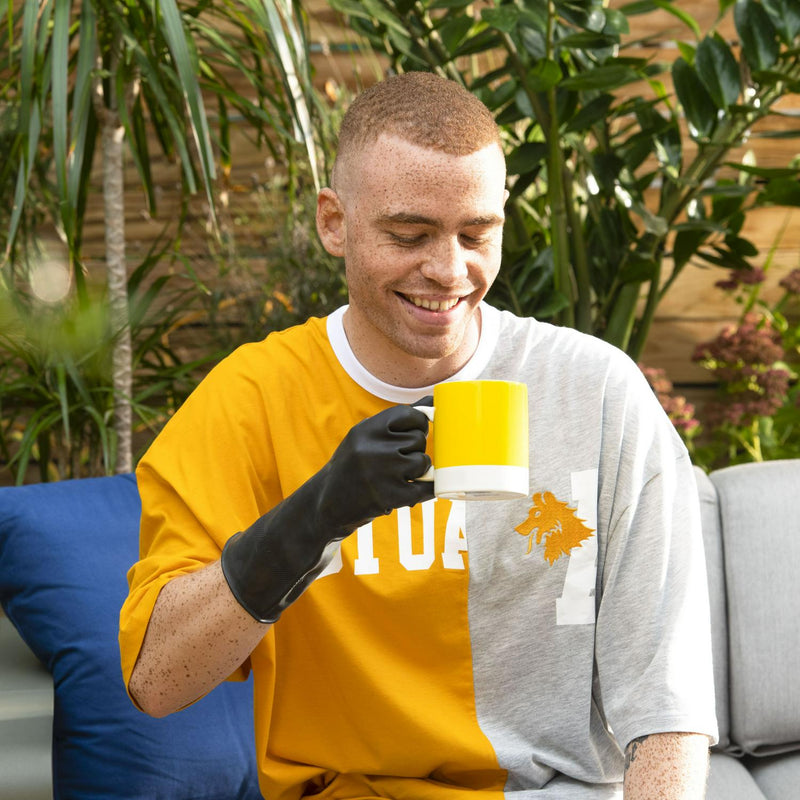 Marigold Extra Tough Outdoor Gloves Large, imported from the UK