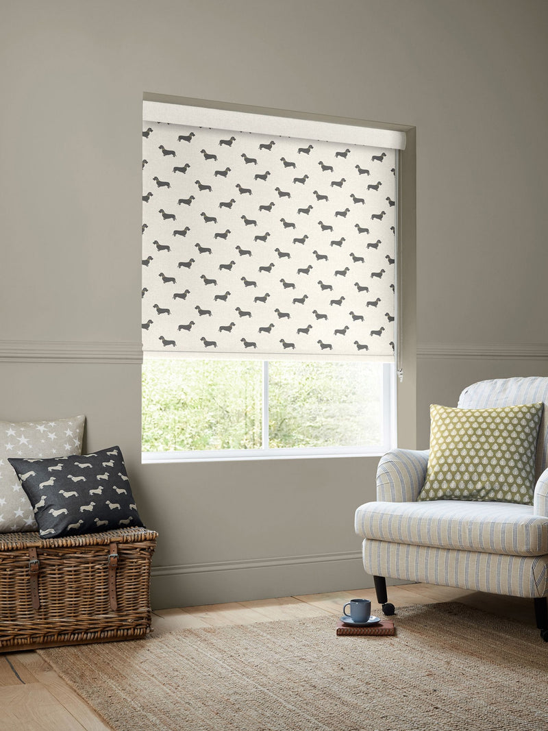 Emily Bond roller blind Basil design 100% polyester (British brand)
