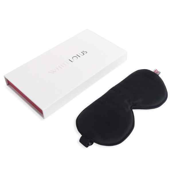 White Lotus mulberry silk eye mask black (British brand)