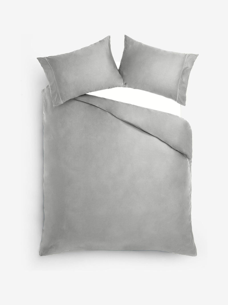 Silver grey duvet cover and pillowcase set (British brand)