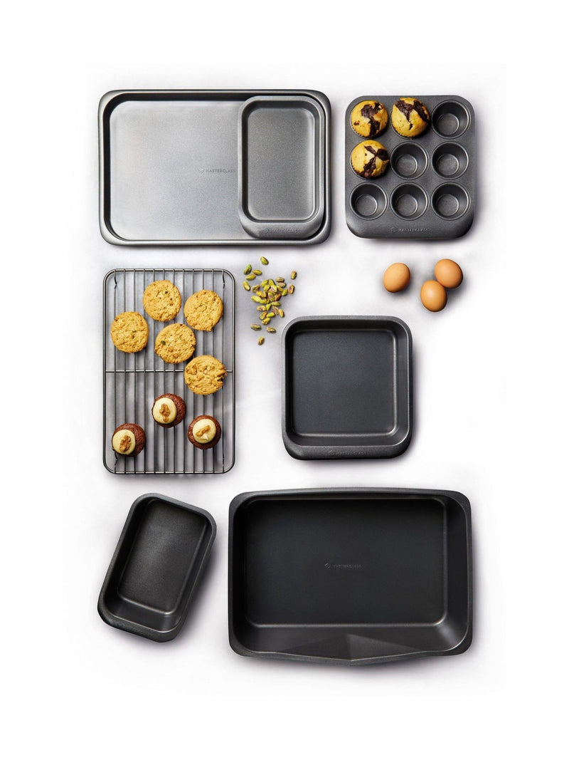 MasterClass 7-piece stacking bakeware set, UK version