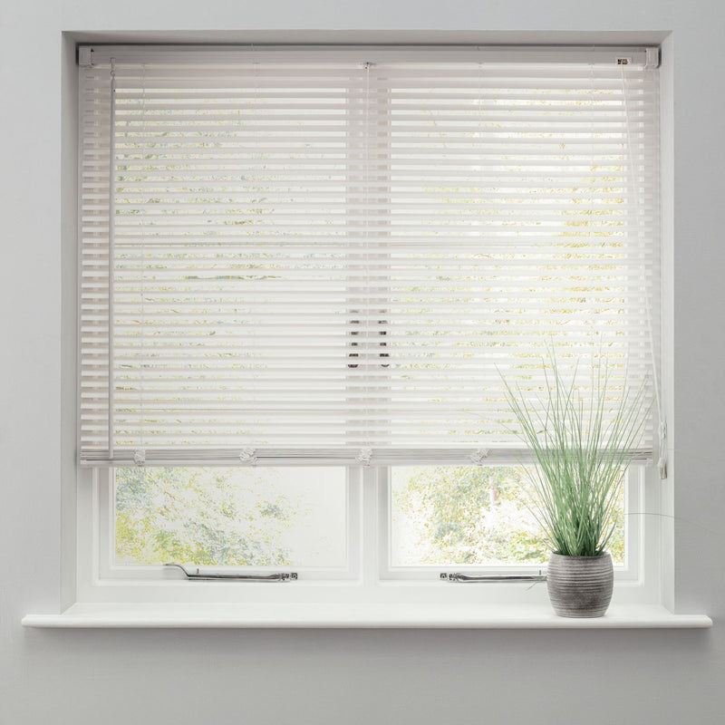 Argos Home Plastic Super White Venetian Blind 90cm - British product