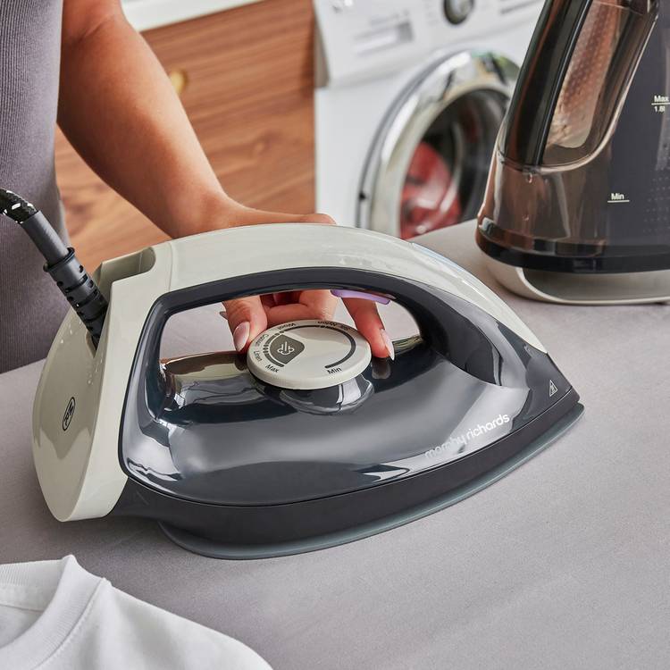 Morphy Richards 333030 steam generator iron, imported from the UK