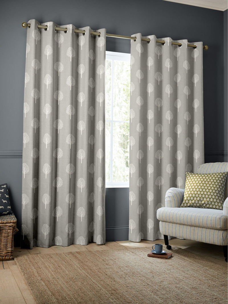 Emily Bond Yew Tree made to measure curtains, UK version