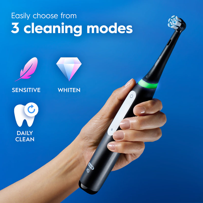 Oral-B iO 3 electric toothbrush black 1 brush head travel case, UK version