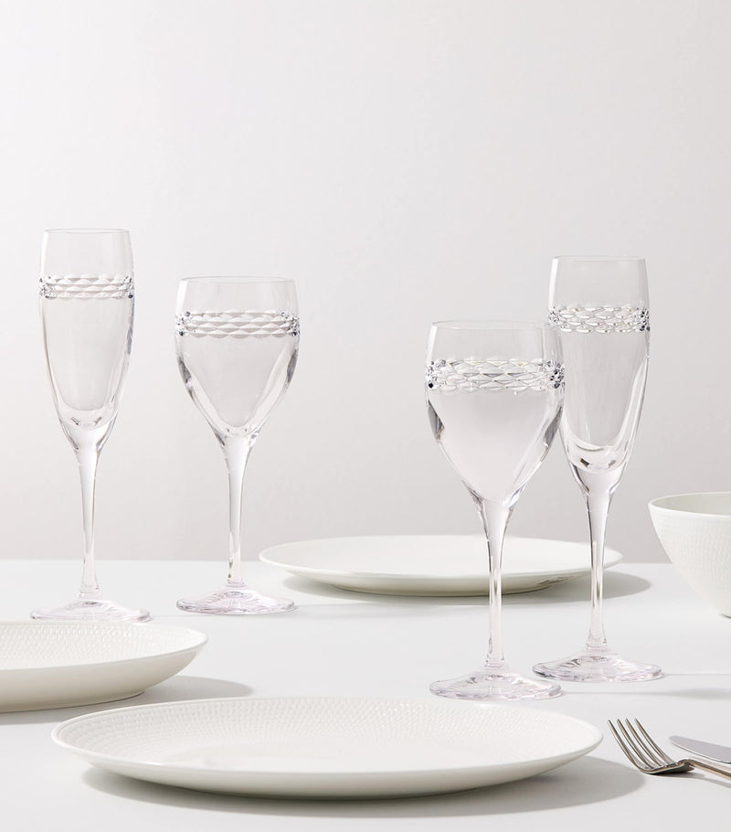 Wedgwood set of two crystal champagne flutes with 210ml capacity (British brand)