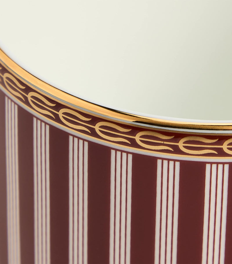 Wedgwood Red Splendour bone china mug 330ml (British brand)