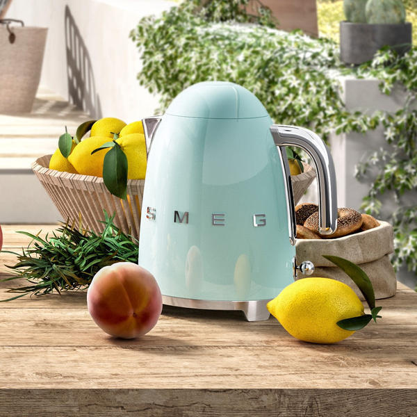 Smeg KLF03 jug kettle light green, UK version