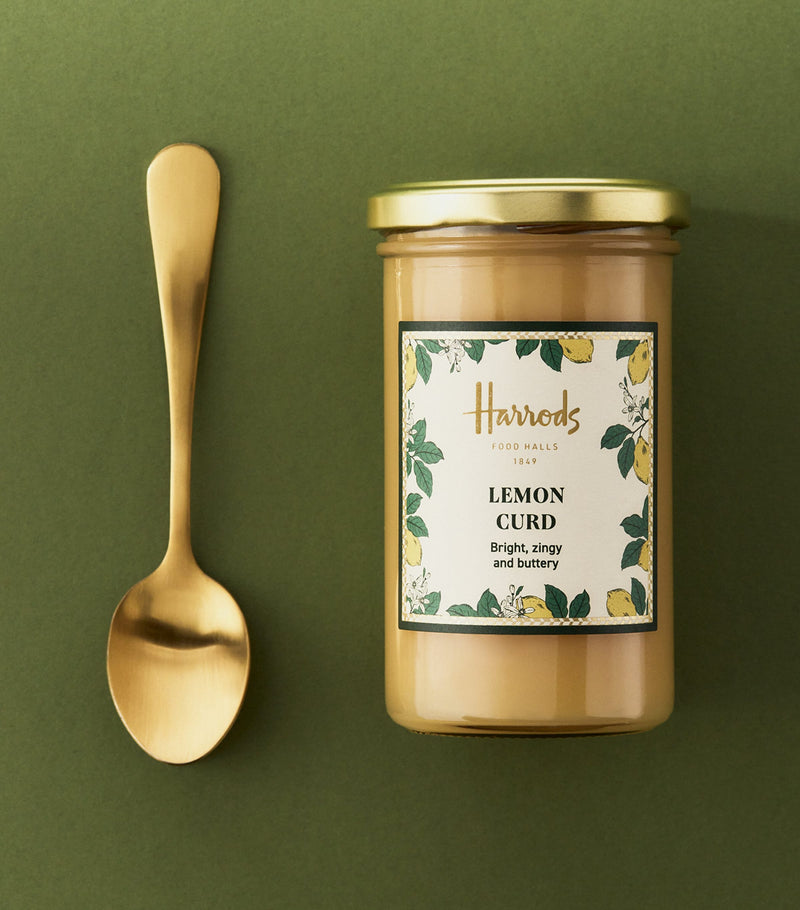 Harrods Food Hall Favourites Hamper wicker basket (British brand)