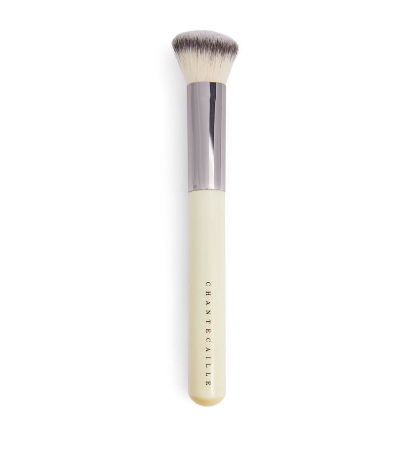 Chantecaille sculpting brush - British product