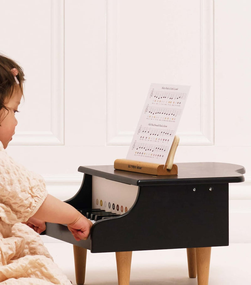 Le Toy Van wooden grand piano toy - British product