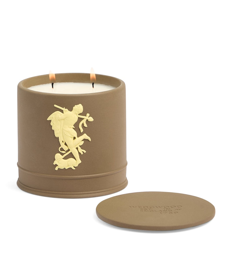 Wedgwood Bacchus Vigour candle 540g - British product