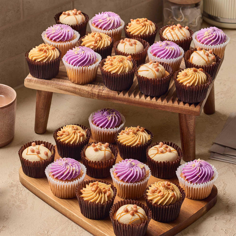 Sainsbury's Taste the Difference 24 celebration cupcakes 1336g (British brand)