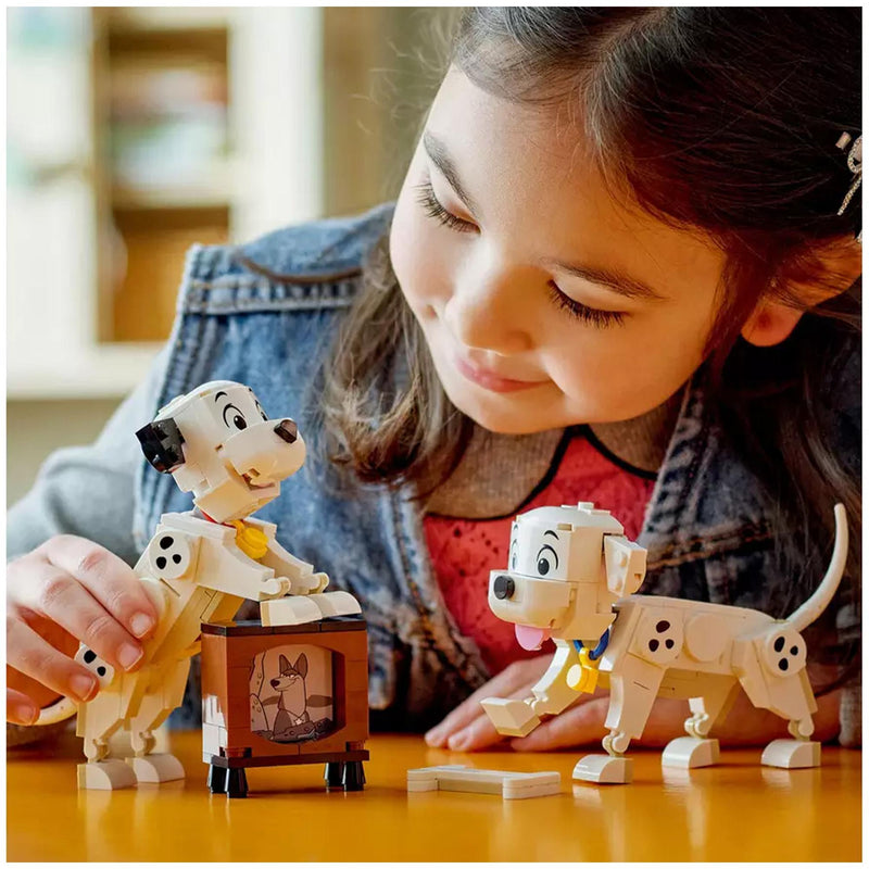 LEGO Disney 101 Dalmatians puppies building set 43271, UK version
