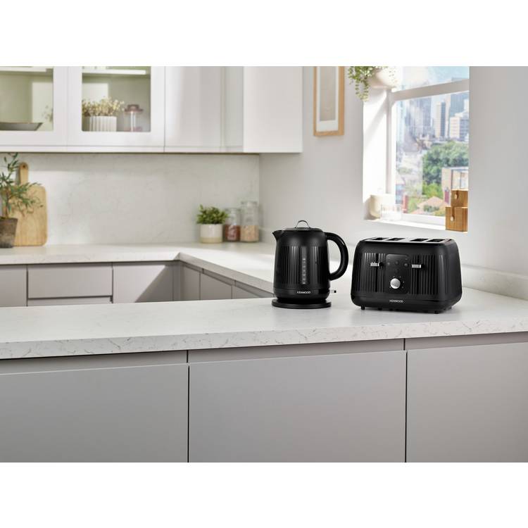 Kenwood Dawn Kettle black 1.7L, imported from the UK