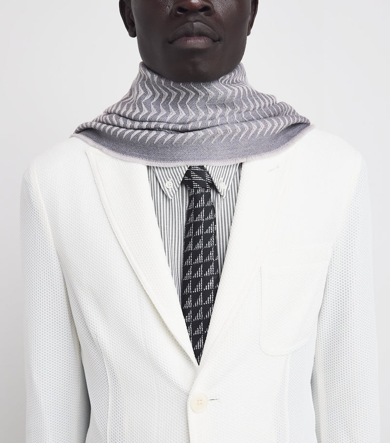 Giorgio Armani wool geometric print scarf 180cm x 40cm (British brand)