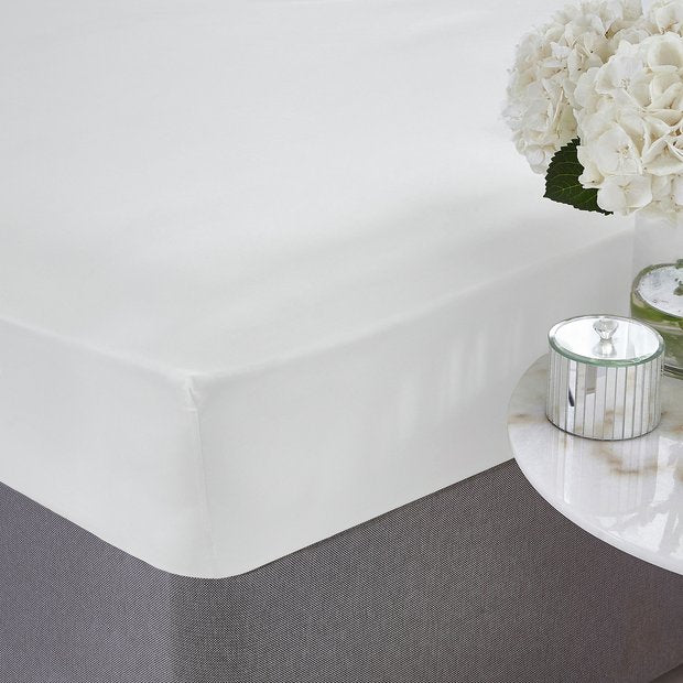 Silentnight Supersoft Plain White Fitted Sheet Kingsize (British brand)