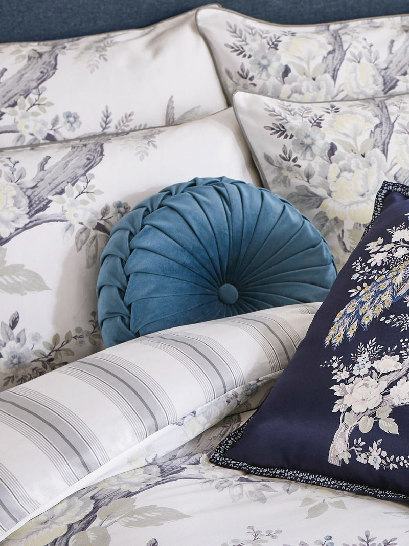 Laura Ashley Blue Midnight Belvedere duvet cover and pillowcase set, UK version