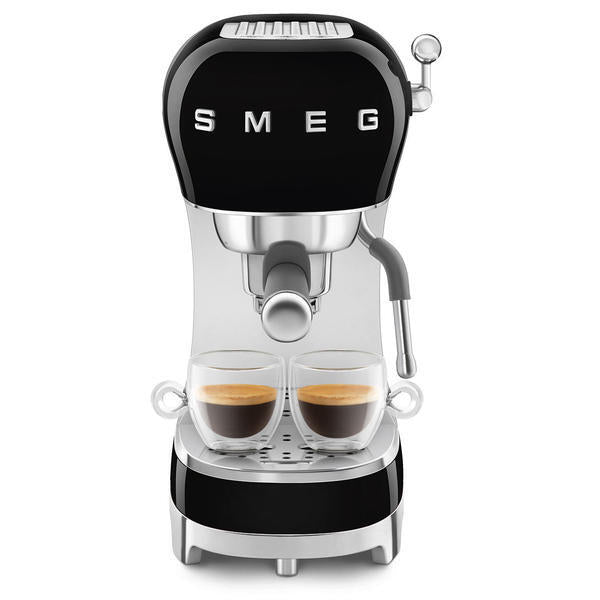 Smeg ECF02 espresso machine black - British product