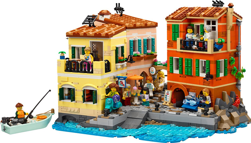 LEGO Ideas Italian Riviera 3251 pieces, UK version