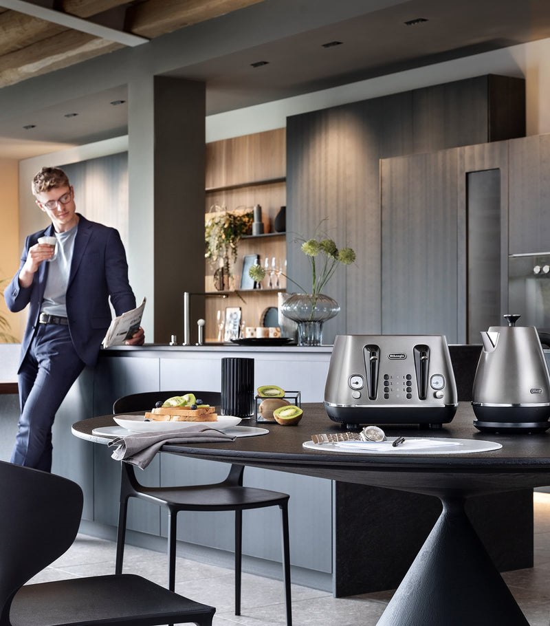 De'Longhi Distinta X kettle 1.7L stainless steel (British brand)