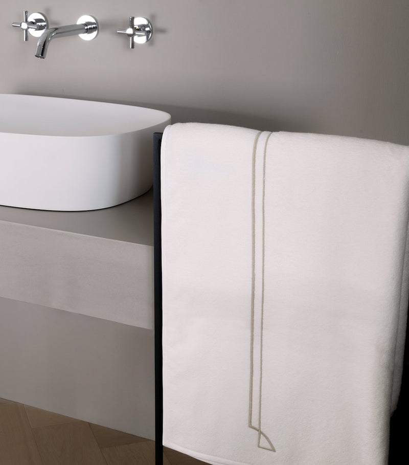 Frette Layering Embroidery bath sheet 100x150cm, UK version